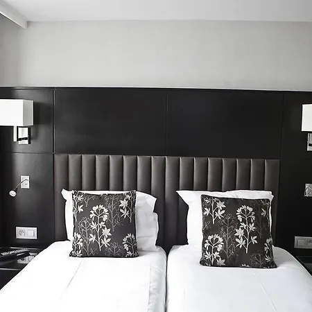 Logis 15 Montparnasse 4* Parigi