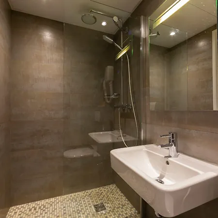 Logis 15 Montparnasse Hotel Parigi