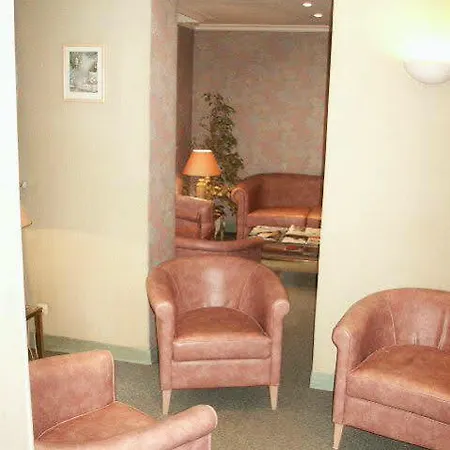 Logis 15 Montparnasse 4* Parigi